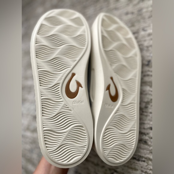 OluKai Mens Tradewind Sneaker Light Gray Convertible Casual Shoe 10.5 - Picture 6 of 11